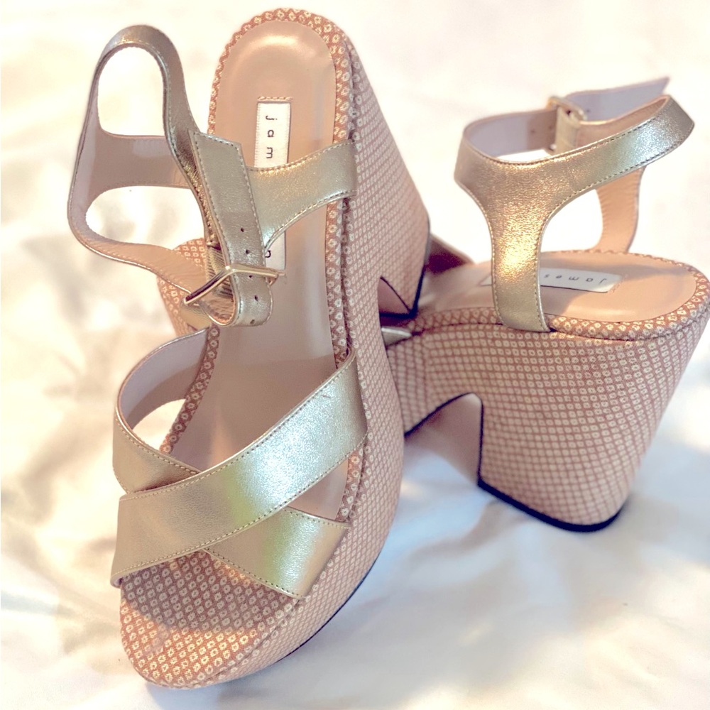 James Chon Gold Platform Heeled Sandals Size 9